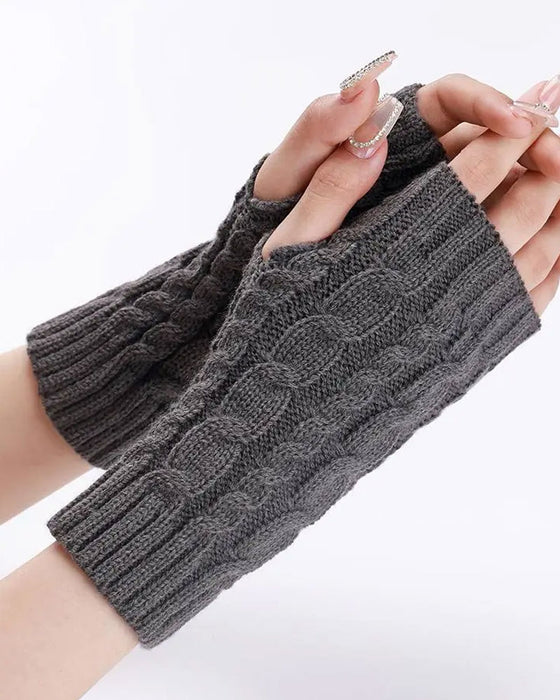 Flätstickade Fingerlösa Handskar