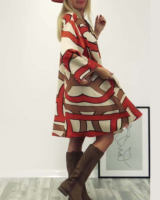 Klänning med rund hals och tryck