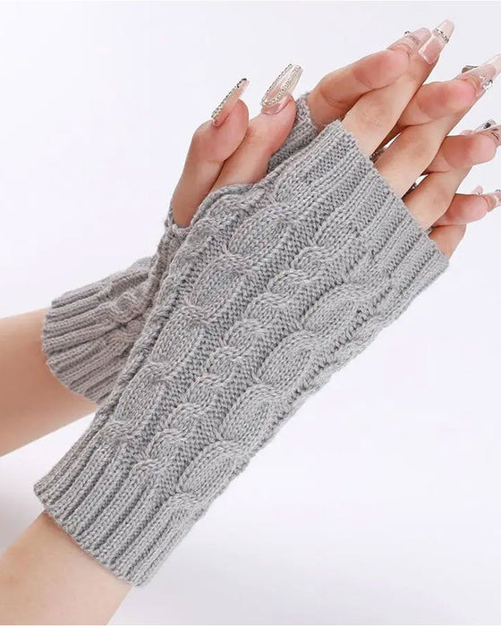 Flätstickade Fingerlösa Handskar
