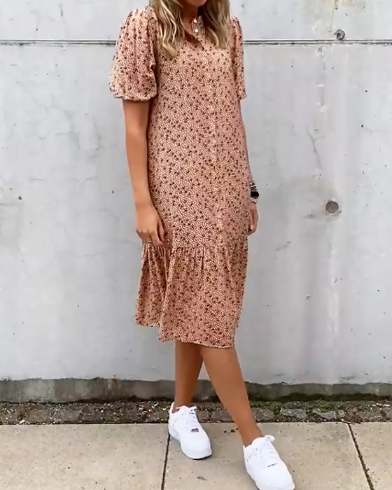 Skiftklänning med kort ärmtryck