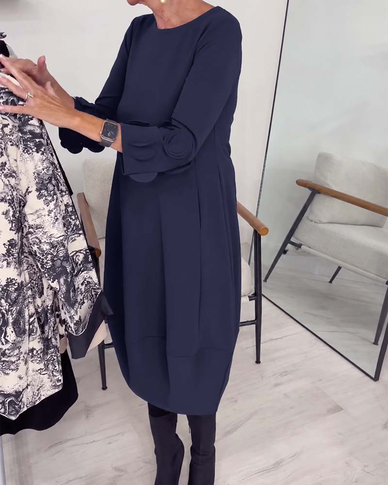 Klänning Rundhalsad Loose Fit Draperad Casual