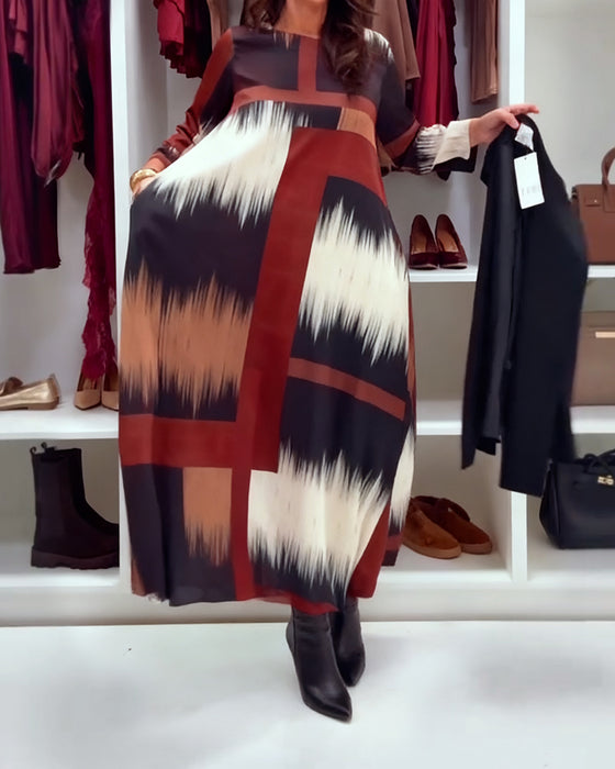 Modig Tryckt Klänning Med Runt Halsutsnitt Och Långa Ärmar