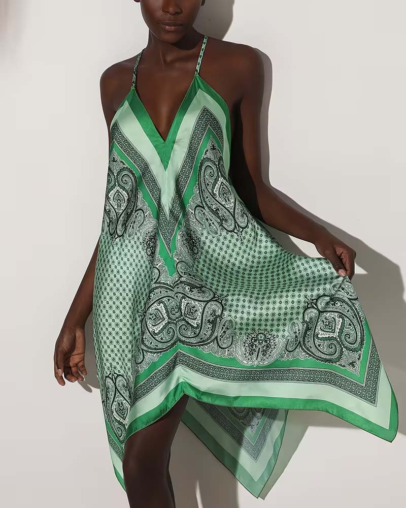 Klänning Oregelbunden Draperad Tryck