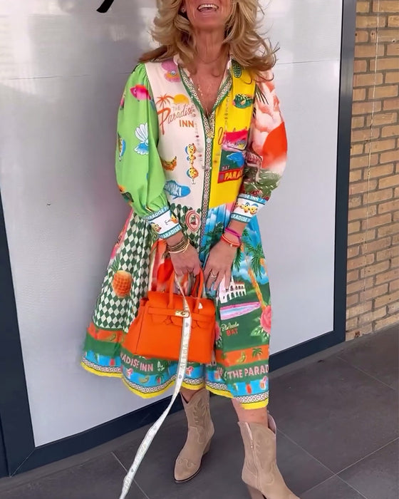 Långärmad klänning med färgglad tryck i lapel