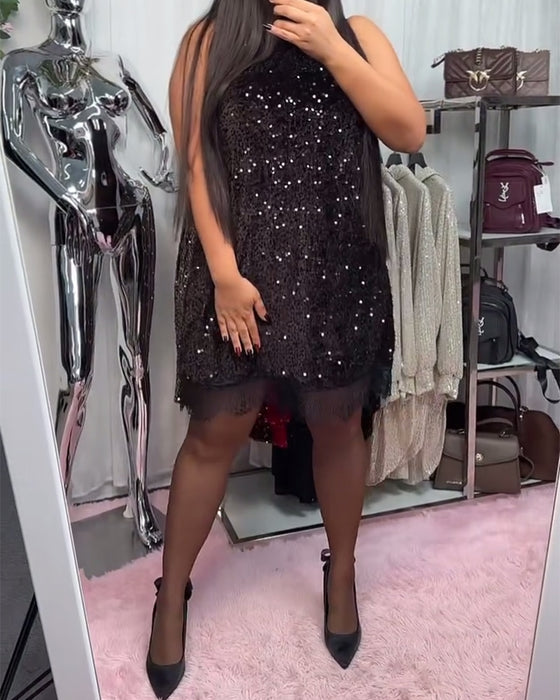 Enfärgad Klänning Med Lapptäcktsdetaljer