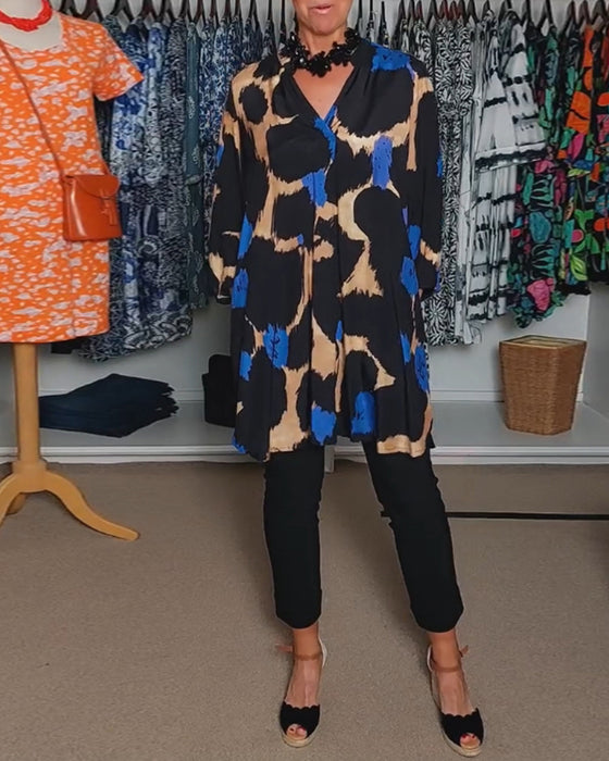 V-ringad avslappnad långärmad blus i kontrastfärg