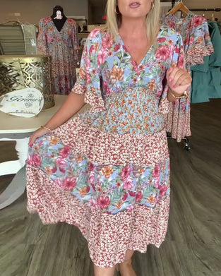 Klänning V-Ringning Lotuskärm Blommig