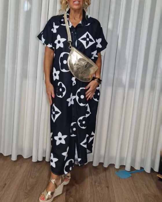 Avslappnad klänning i kontrasttryck