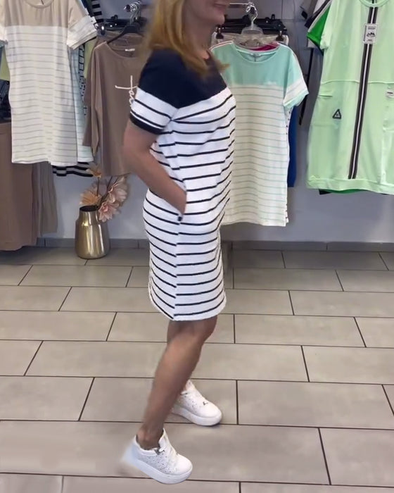 Klänning Rundhalsad Casual Randig