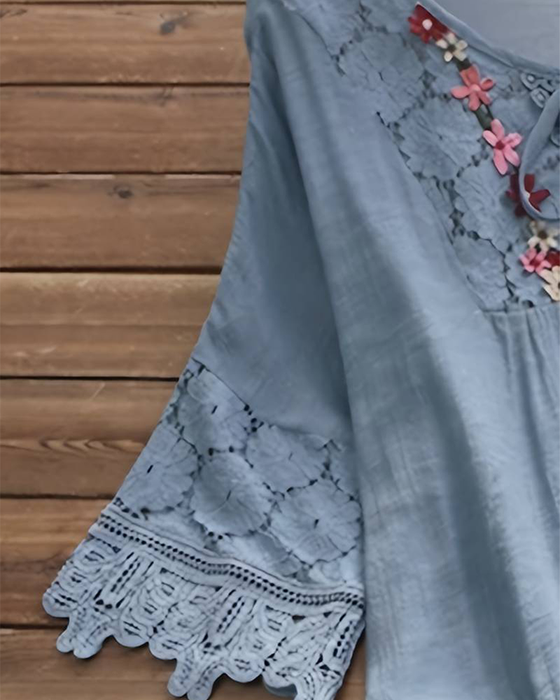 Enfärgad spets ihålig blus