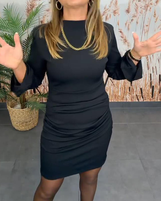 Bodycon-Klänning Med Vida Ärmar Och Långa Ärmar