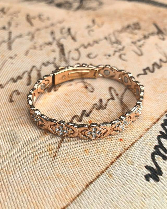 Koppararmband Med Fyraklöver