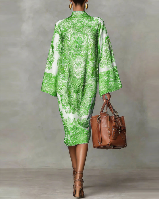 Höghalsad Klänning Med Vintagetryck