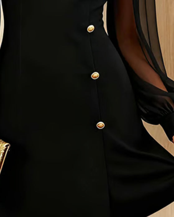 Elegant Klänning Med Metallspänne Och Insatser