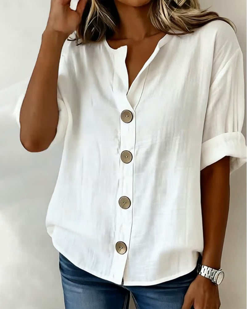 Lös Blus Med Korta Ärmar Och Stora Knappar