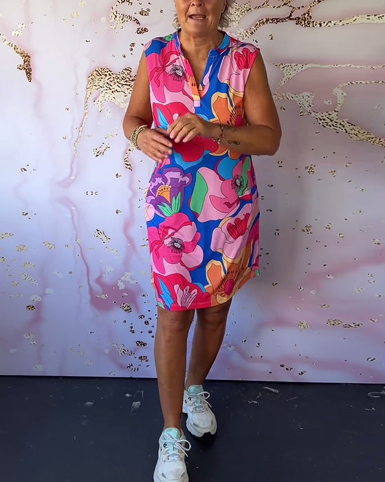 Ärmlös klänning med blommigt tryck