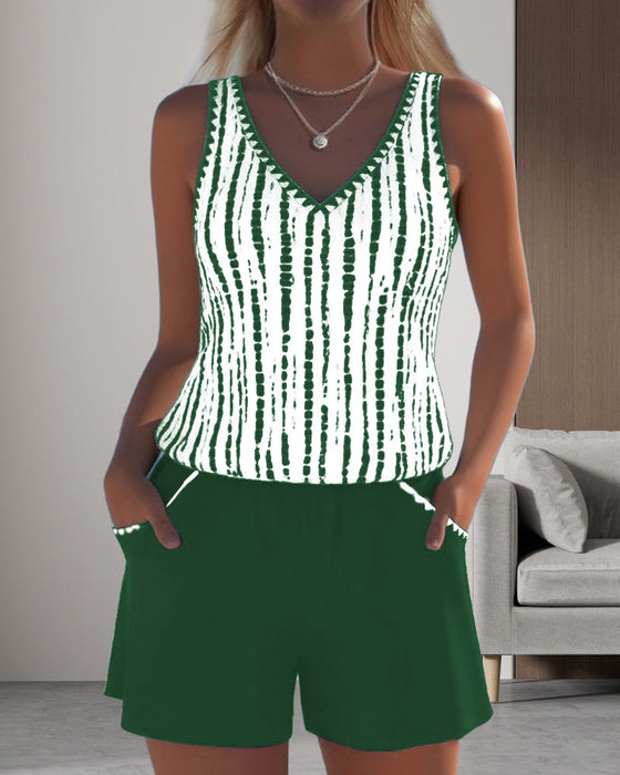 Baddräkt med tryck, fickor och v-ringning i två delar