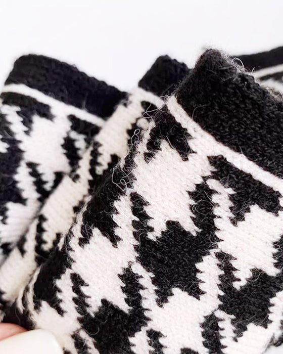 Moderiktig mångsidig triangelhalsduk