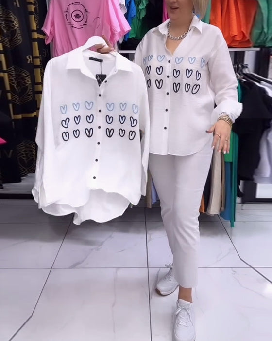 Enkel skjorta med hjärttryck