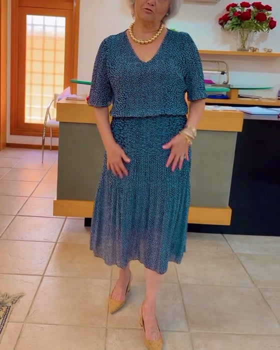 V-ringad lös kjol på mitten av ärmen