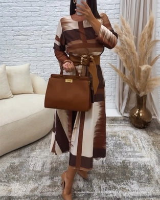 Retro långärmad klänning med rund hals i kontrastfärg