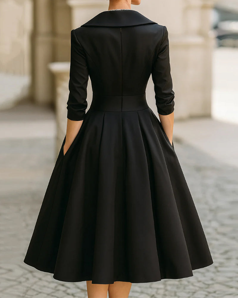 Elegant Modernt Klänning I Enfärgad Färg