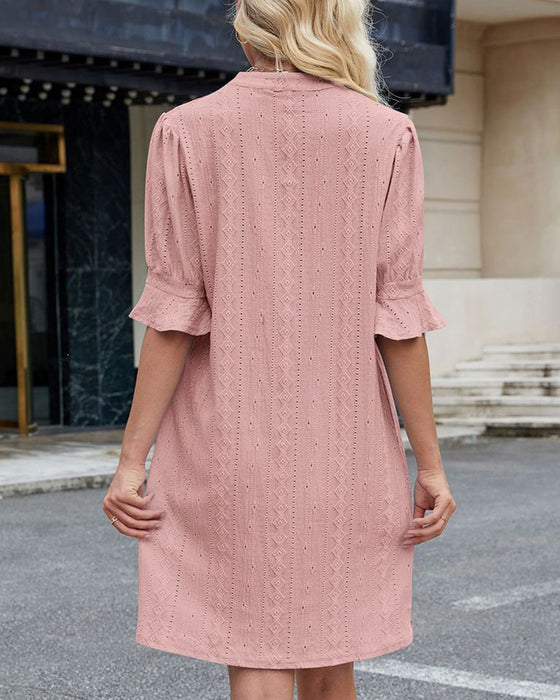 Klänning Enfärgad V-ringning