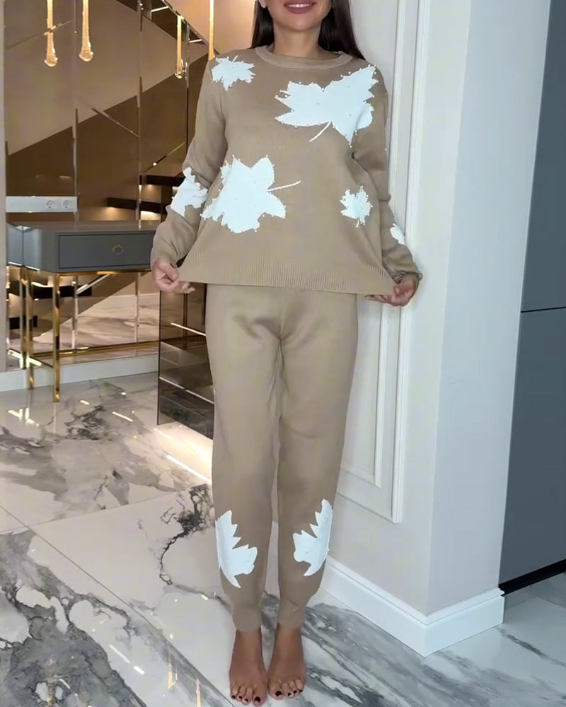 Tvådelad Set Med Lönnlövsprint