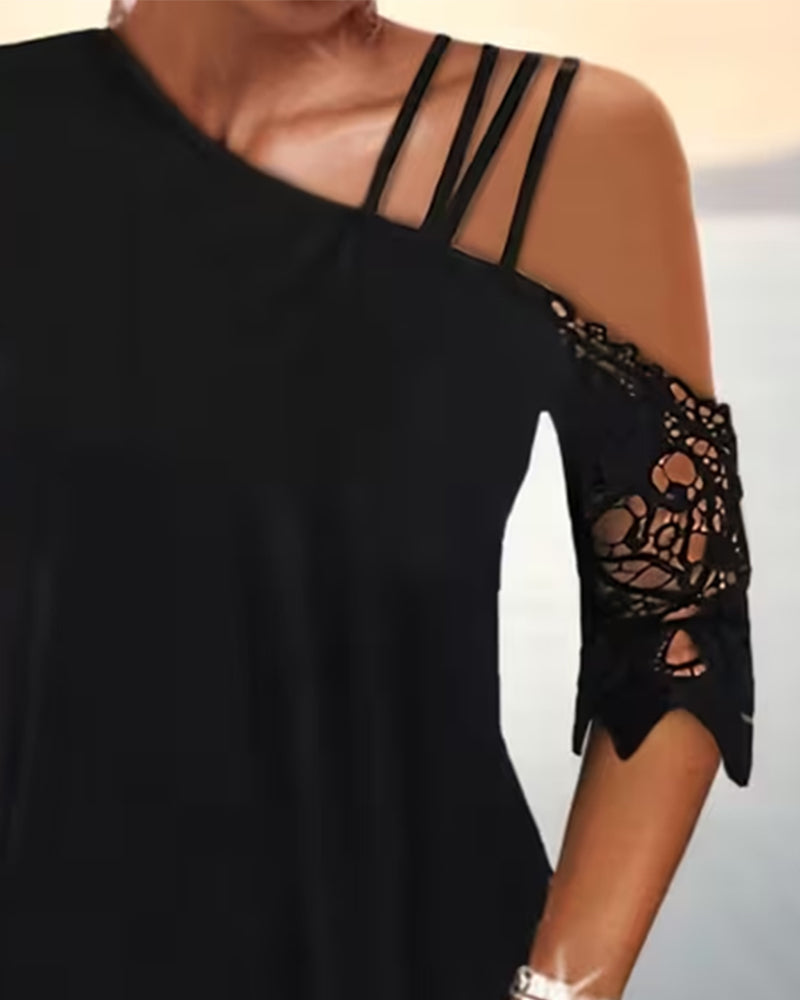 Off-Shoulder-Klänning Med Modernt Spets-Patchwork