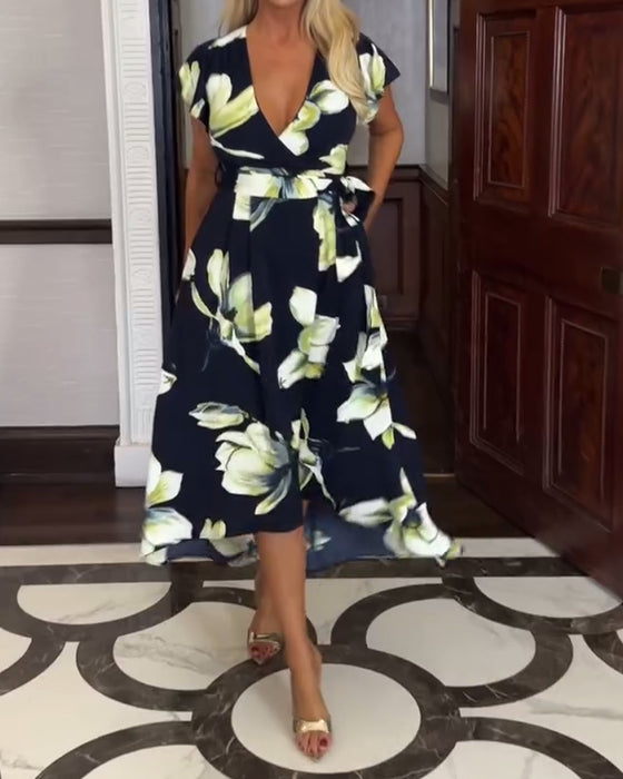 Klänning V-Ringad Blommigt Tryck Midja Kortärmad