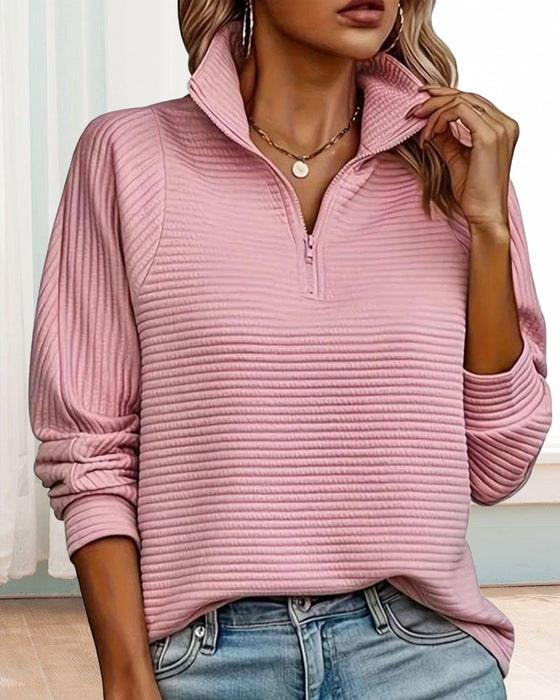 Hudde Med Enkel Färg Och Zip-up Design