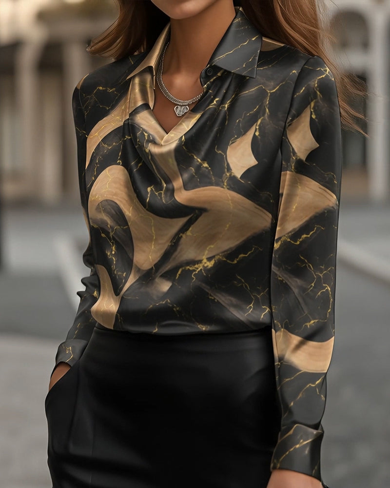 Mönstrad Blus Med Krage Och Manschetter