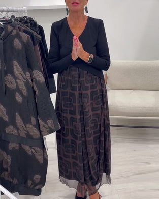 Klänning V-Ringning Långärmad Lapptäck