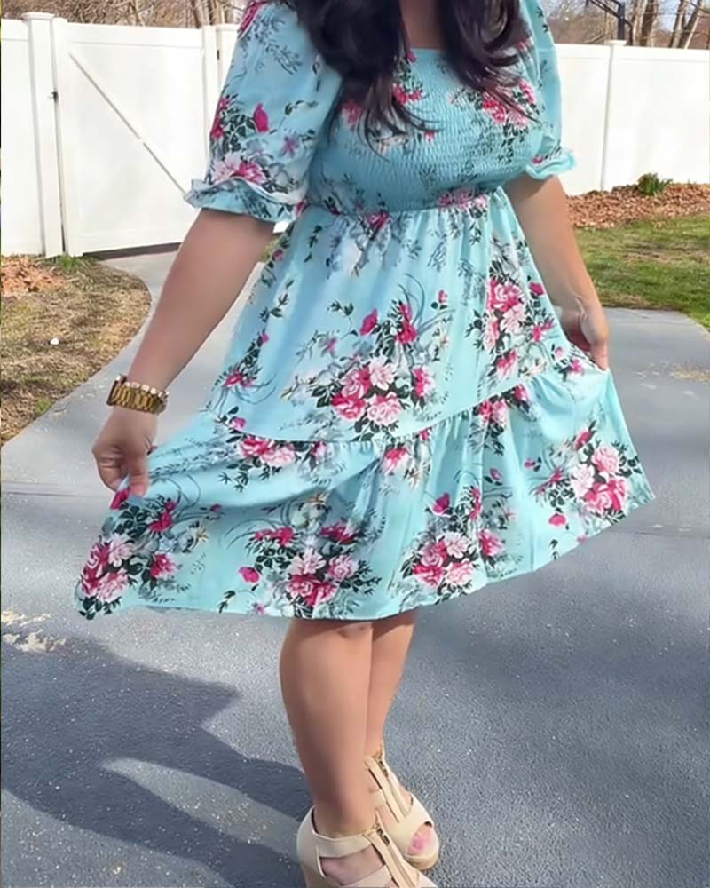 Klänning Blommig Fyrkantig Hals Smockad