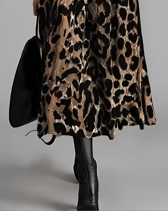 Klädning Rundhalsad Leopard Full Kjol