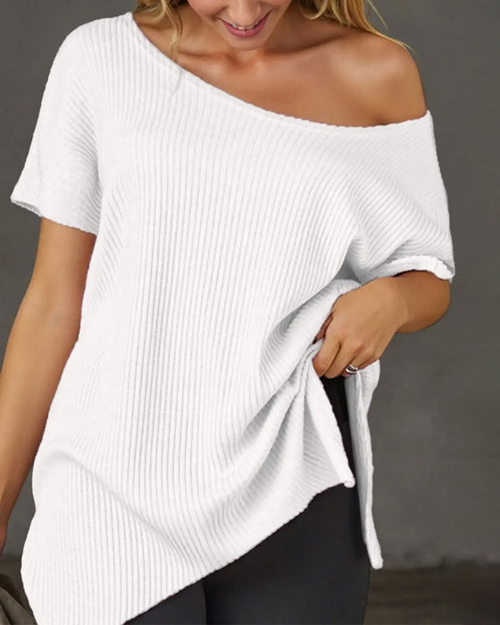 T-Shirt Oregelbunden Off-Shoulder Kort Ärm Ribbad