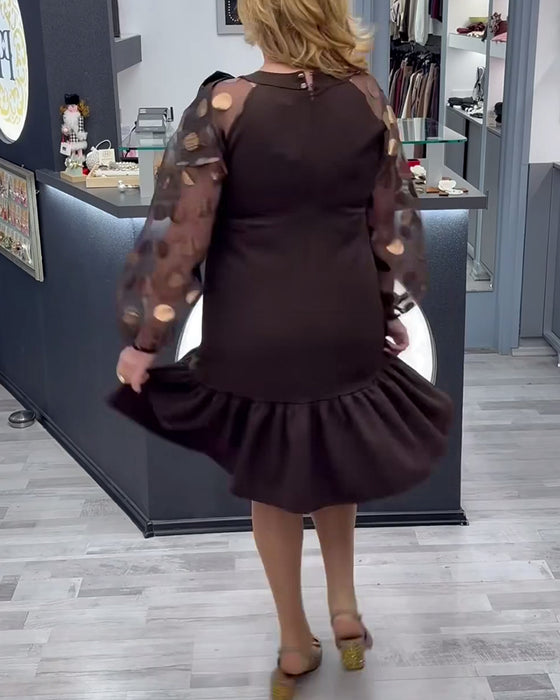 Klänning avslappnad prickig långärmad knälång