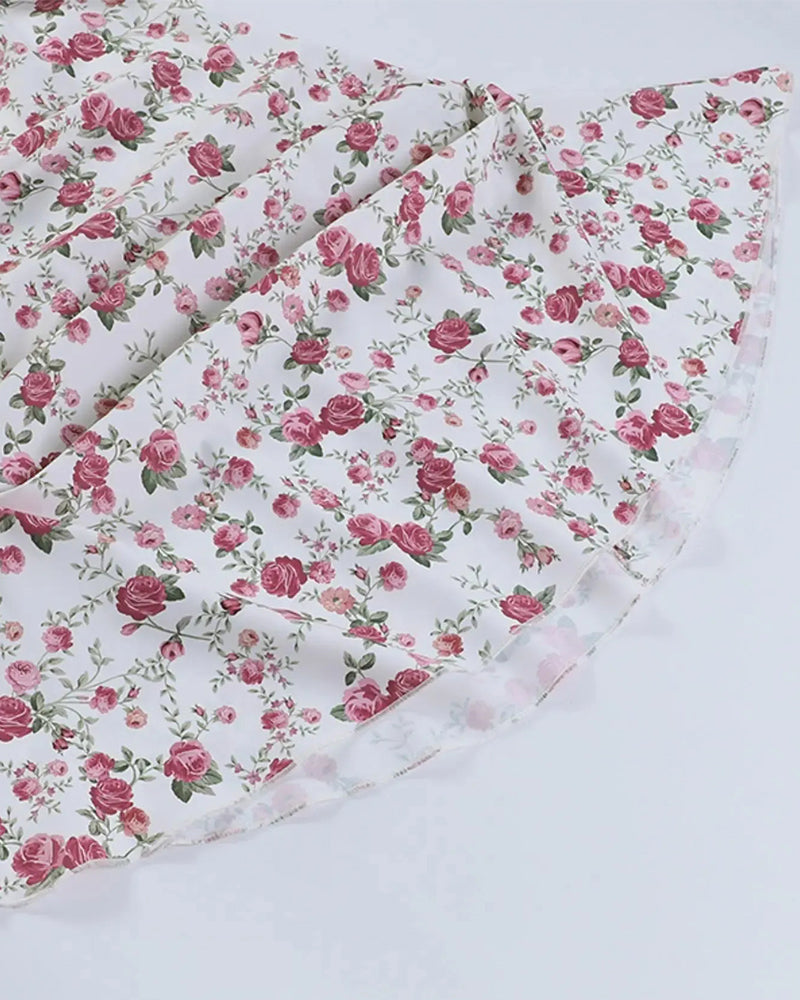 Klänning Småblommig Rynkad Bantande Axelbandslös