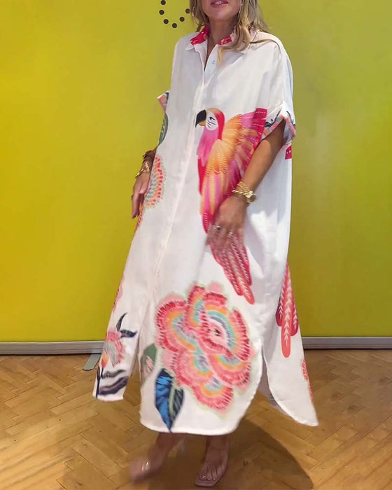 Lång tryckt klänning med slag