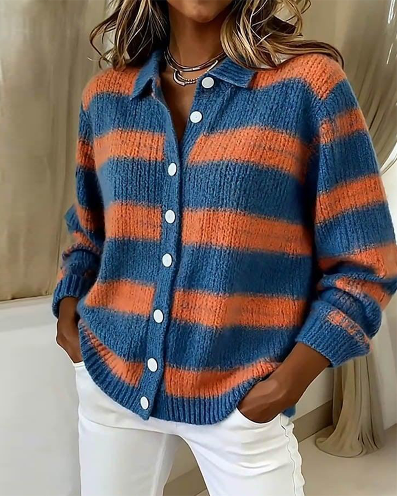 Randig kofta med knappar för vardagsbruk