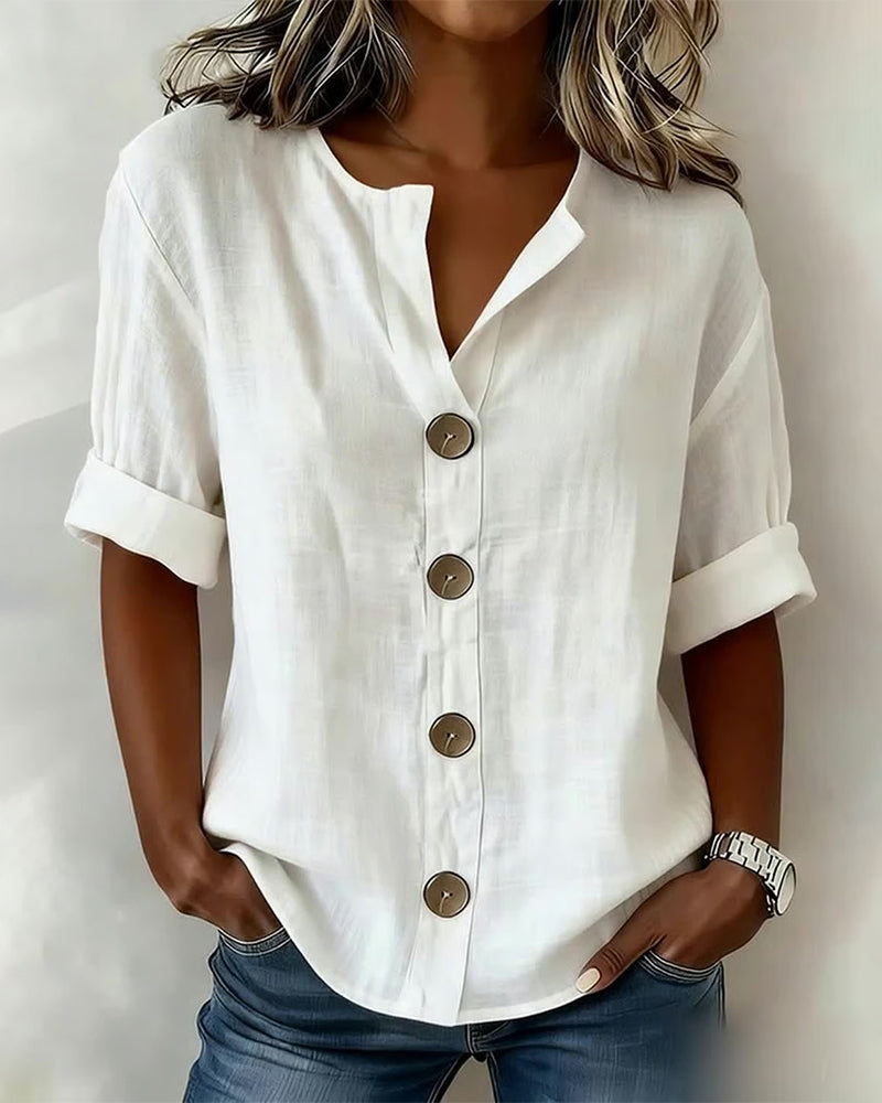 Lös Blus Med Korta Ärmar Och Stora Knappar