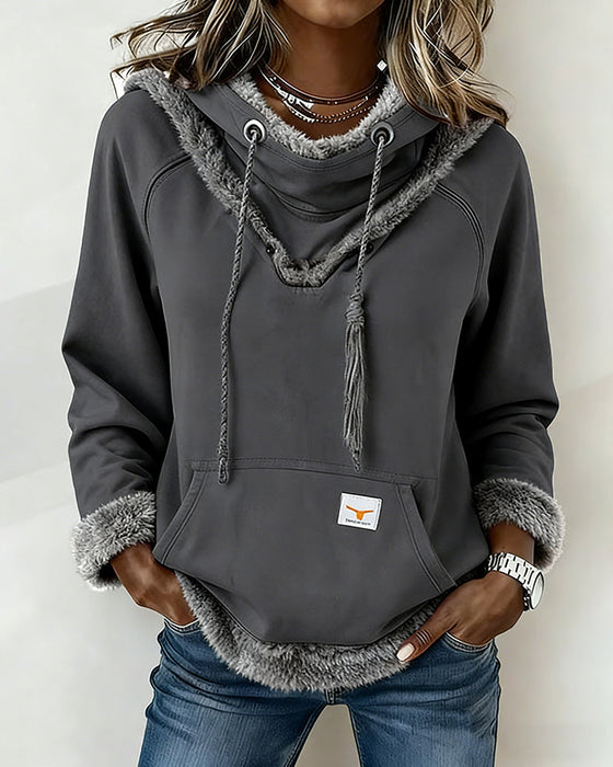Långärmad Hoodie Med Lapptäcktsdetaljer Och Ficka
