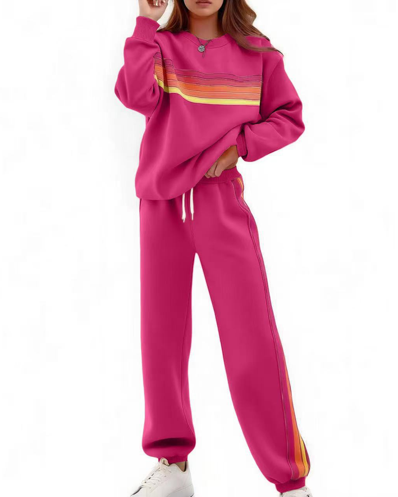 Set Färgglad Randig Sweatshirt Och Mjukisbyxa