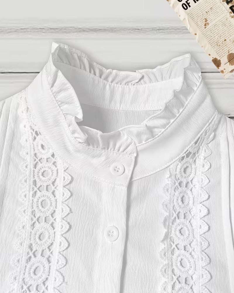 Blus Med Stilfull Volangkrage