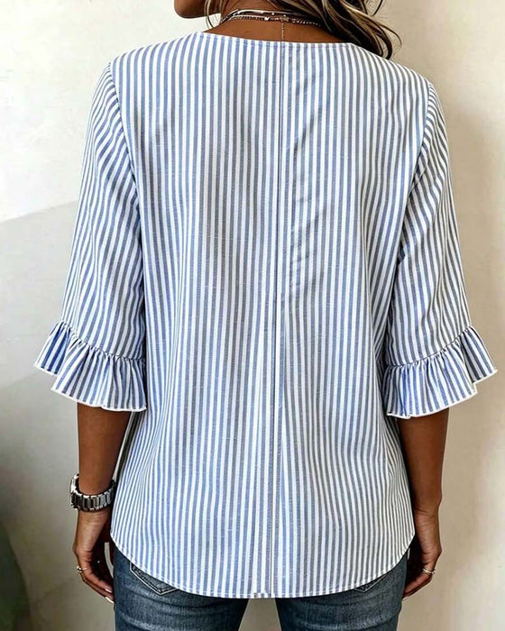 Blus Mini V-Hals Ruffle Rand Knapp