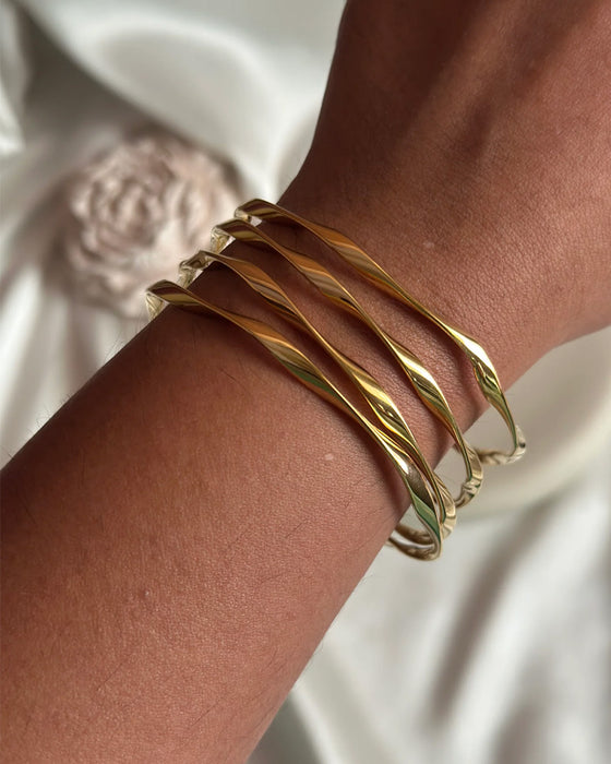 Armband Sluten Design Möbius