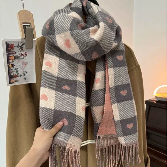 Cozy Heart Plaid Scarf – Mjuk Vinterwrap För Flickor Eller Par
