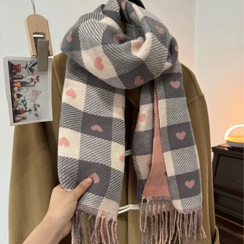 Cozy Heart Plaid Scarf – Mjuk Vinterwrap För Flickor Eller Par