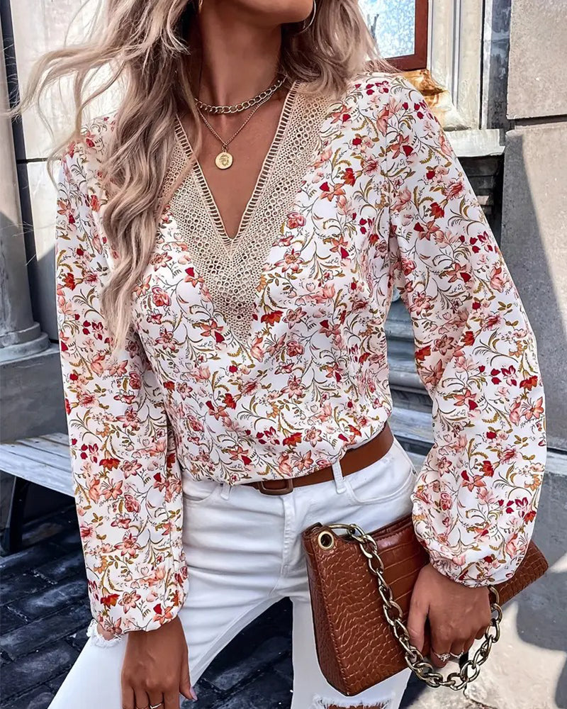 T-shirt med långärmad tryck och v-ringning