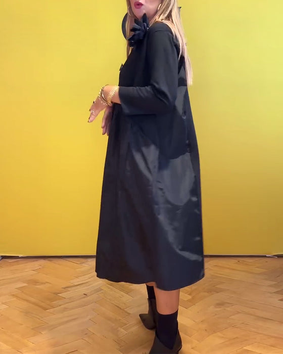 Enfärgad casual klänning med rund hals